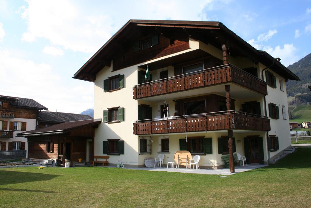 Hus Pravis Apartment Klosters Exterior photo